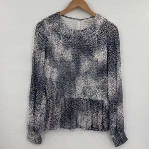 Tyler Böe Smocked Peplum Long Sleeve Blouse | Blue/White Textured Abstract | Med